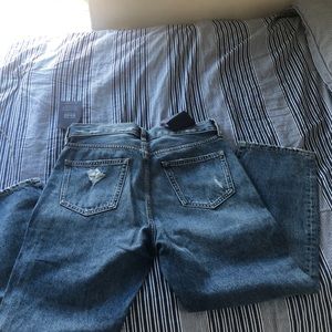 Distressed Boyfriend Jeans